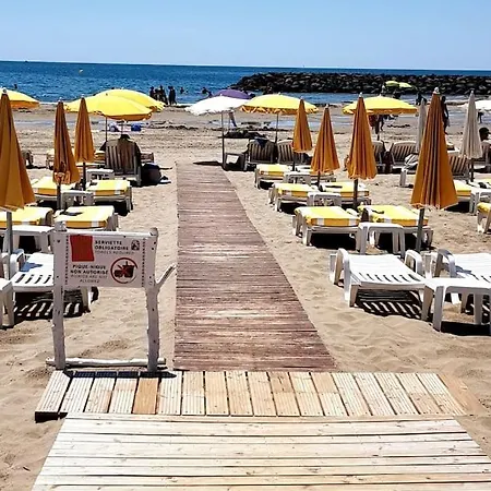 Apartment Heure Bleue: Beachfront Oasis With Pool And Panoramic Views Agde