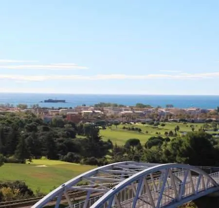 Heure Bleue: Beachfront Oasis With Pool And Panoramic Views Apartment