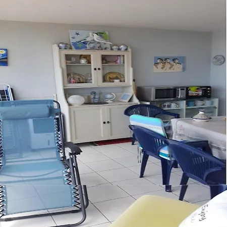 Heure Bleue: Beachfront Oasis With Pool And Panoramic Views * Agde