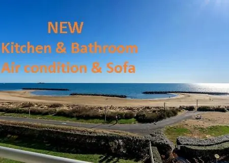 Appartement Renove Front De Mer 61 M2 Vue Directe Du 4Eme Blue Paradise Cap'Diem 3 Clim - Ideal Pour Un Sejour De 7 J Ou Plus Wifi, Lit 160 - Ascenseur Parking Piscine Petanque Ping-Pong - Plage De Rochelongue Pistes Cyclables - Golf & Tennis A 10 Mn